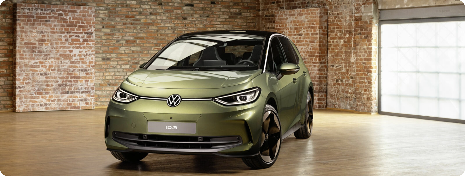 DB2023AU00092 web 1600